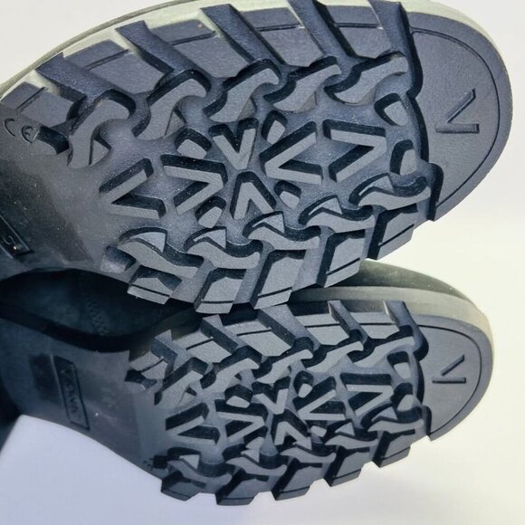 Vionic Wilma Women's Heeled Ankle Boot Size 9.5 in Black W Lug Sole Block Heel - Picture 14 of 16